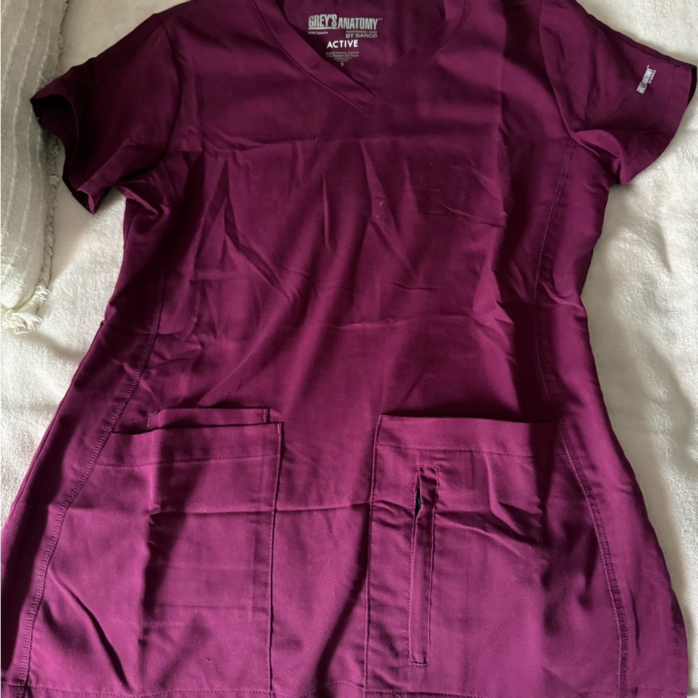 Grey's Anatomy Active Women's Plum Short Sleeve Top